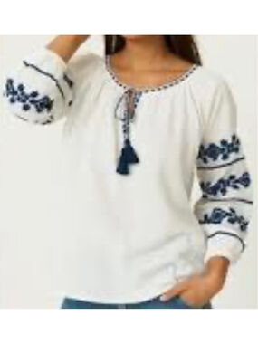 Women's Benaras by Citrus Blouse Size S White Blue Embroidered Tassel Top